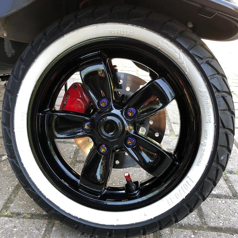 Bout A-Plus M8x30 (10 stuks) Oil